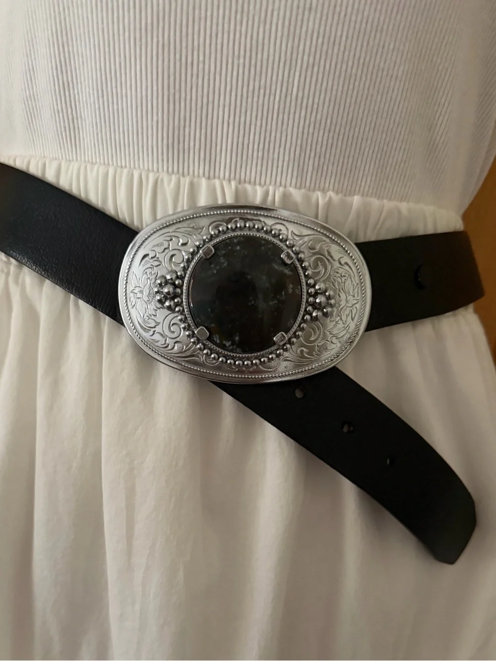 Silvertone Western Belt Buckle w Black Stone Accent Boho Cowboy Southwest Chic
